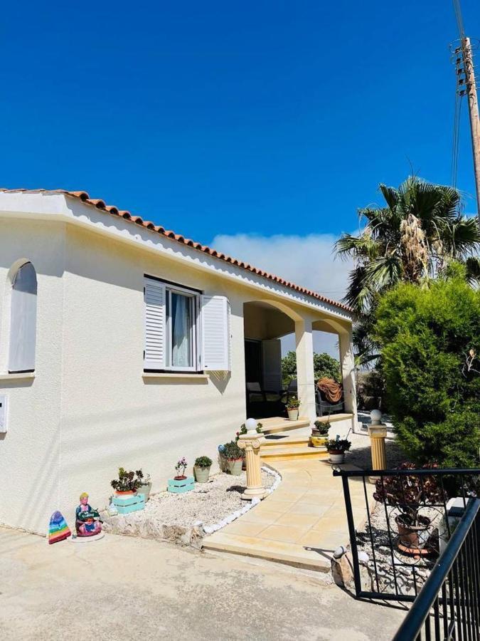 Coral Bay Villa Fortune Extérieur photo